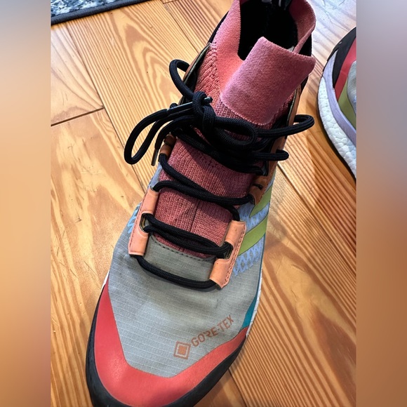 Adidas TERREX FREE HIKER NOTHING LEFT BEHIND 8.5 limited edition water resistant - Picture 9 of 14